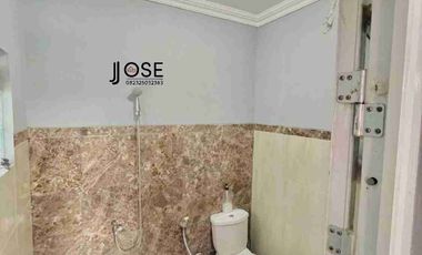 Rumah Mewah 2 lt BONUS FURNISH dekat Manahan Solo KOTA