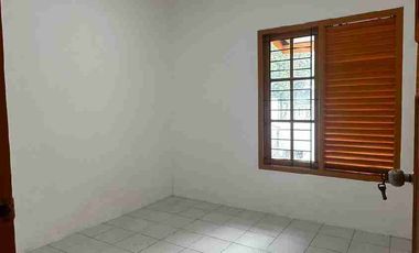 Di jual rumah secondary di harvest city cileungsi