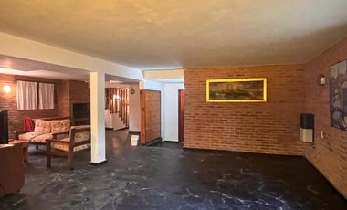 Casa en venta 5 ambientes, Pinamar, Costa Atlántica.