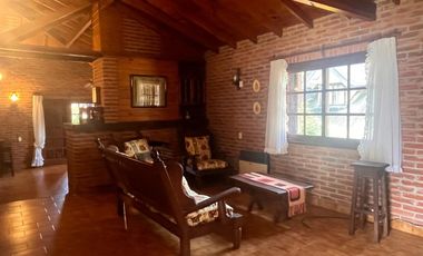Casa en venta 5 ambientes, Pinamar, Costa Atlántica.