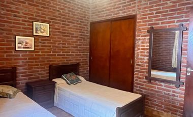 Casa en venta 5 ambientes, Pinamar, Costa Atlántica.