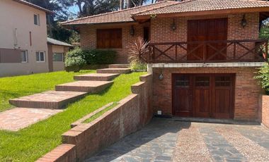 Casa en venta 5 ambientes, Pinamar, Costa Atlántica.