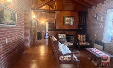 Casa en venta 5 ambientes, Pinamar, Costa Atlántica.