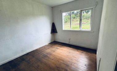 Casa de campo ubicada en Chinquihue km 8 - tres dormitorios.