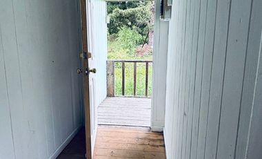 Casa de campo ubicada en Chinquihue km 8 - tres dormitorios.