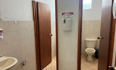 ARRIENDO EXCELENTE LOCAL COMERCIAL ZIPAQUIRA CUNDINAMARCA COLOMBIA.