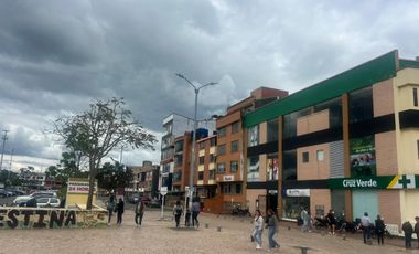 ARRIENDO EXCELENTE LOCAL COMERCIAL ZIPAQUIRA CUNDINAMARCA COLOMBIA.