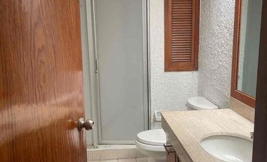 renta casa villa universitaria