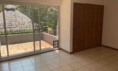 renta casa villa universitaria