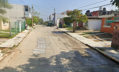 CASA ADJUDICADA EN MAYAPAN, FRACCIONAMIENTO JARDINES DE CALIFORNIA, COATZACOALCOS, VERACRUZ