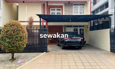 DISEWAKAN RUMAH SIAP HUNI DAERAH BINTARO JAKARTA SELATAN