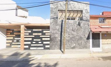 VENTA DE CASA EN TOLUCA COL LAS TORRES