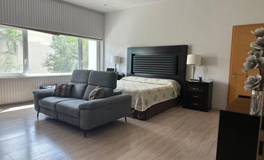 CASA EN VENTA BOSQUES DE VALLE ALTO