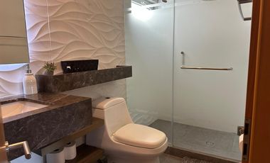 CASA EN VENTA BOSQUES DE VALLE ALTO