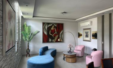 CASA EN VENTA BOSQUES DE VALLE ALTO