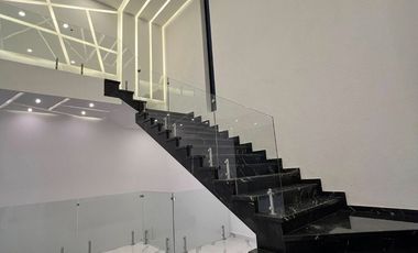 RESIDENCIA EN VENTA LISTA PARA ESTRENAR