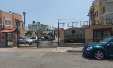 VENDO CASA EN PRIVADA CON VIGILANCIA EN OJO DE AGUA,