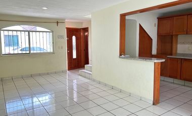 SE RENTA CASA RINCONADA MAGNOLIAS $13,500.00 ZONA CUCEA AUDITORIO TELMEX