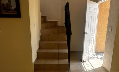 CASA EN VENTA VIÑEDOS A 5 MIN DE LA CARR. MEX-PACH