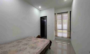Jual Rumah Bandung utara gerlong 1 lantai halaman luas terawat siap huni nego lokasi strategis SHM