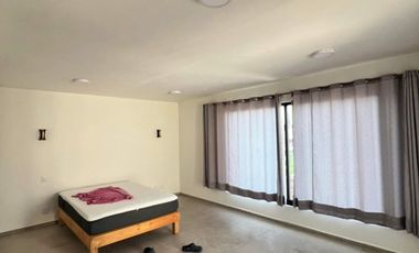 CASA EN VENTA CON UNA GRAN ALBERCA