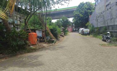 DiSewakan Gudang Luas dan Murah di Pinggir Jalan Kebayoran Baru