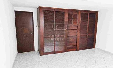 Se vende casa Santa Mónica