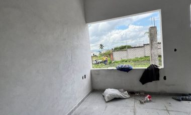 CASA CON GRAN JARDIN, EN UN NIVEL