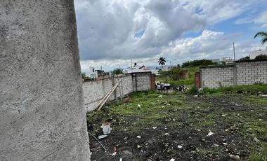 CASA CON GRAN JARDIN, EN UN NIVEL