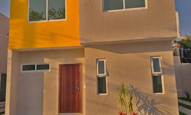 CASA NUEVAS EN VENTA, EN  PRIVADA CON UBICACION, CERCA DE GALERIAS, FORUM Y AVERANDA.