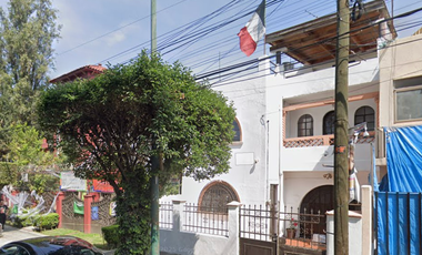 Casa en Remate en Calle Guanabana en Nueva Santa María, Azcapotzalco