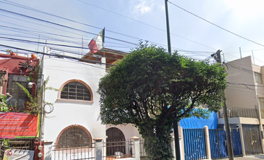 Casa en Remate en Calle Guanabana en Nueva Santa María, Azcapotzalco