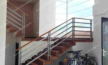 Casa amplia de venta en Ricaurte Cuenca a pocas cuadras del Colegio Catalinas espacios amplios OPORTUNIDAD