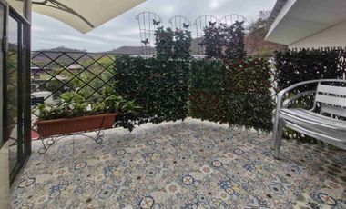 🟢ALQUILER  SUITE AMOBLADA DE 2 NIVELES CON PARQUEO EN URB. LOS SENDEROS - SECTOR CEIBOS🟢