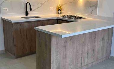 SE ARRIEND A APARTAMENTO EN URBANIZACION BOSQUES DE CEIBAL. RIONEGRO