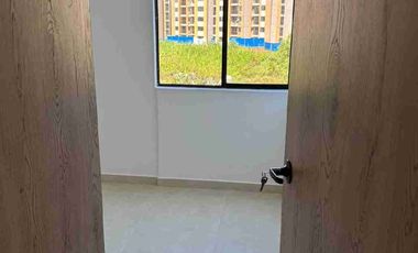 SE ARRIEND A APARTAMENTO EN URBANIZACION BOSQUES DE CEIBAL. RIONEGRO