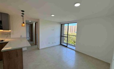 SE ARRIEND A APARTAMENTO EN URBANIZACION BOSQUES DE CEIBAL. RIONEGRO