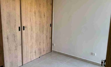 SE ARRIEND A APARTAMENTO EN URBANIZACION BOSQUES DE CEIBAL. RIONEGRO