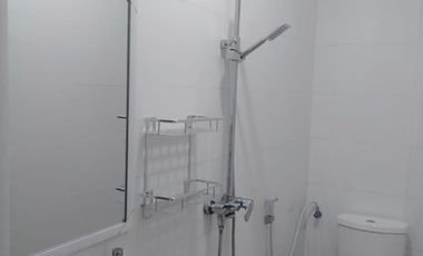 Jual Rumah Kosan Di samping Gerbang Universitas Trunojoyo Bangkalan Madura Kondisi Full Penyiwa 20Kamar Tidur Dan 20 Kamar Mandi