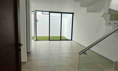 CASA EN RENTA EN TOLUCA CON CASA CLUB