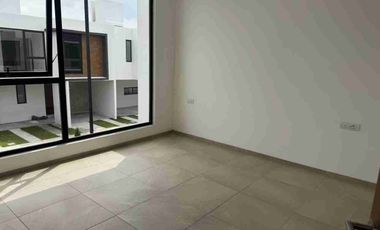 CASA EN RENTA EN TOLUCA CON CASA CLUB