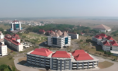 Jual Rumah Kosan Di samping Gerbang Universitas Trunojoyo Bangkalan Madura Kondisi Full Penyiwa 20Kamar Tidur Dan 20 Kamar Mandi Dalam Semua