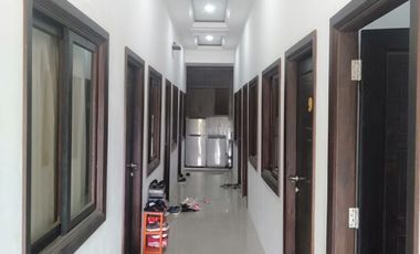 Jual Rumah Kosan Di samping Gerbang Universitas Trunojoyo Bangkalan Madura Kondisi Full Penyiwa 20Kamar Tidur Dan 20 Kamar Mandi Dalam Semua