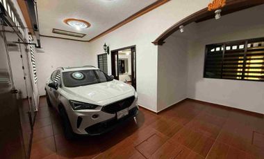 Casa en Venta  en Colonia  El PASEO, Zona Centro, Glorieta Juárez, Residencial, ideal  Para oficinas  Zona Industrial.