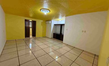 Casa en Venta  en Colonia  El PASEO, Zona Centro, Glorieta Juárez, Residencial, ideal  Para oficinas  Zona Industrial.