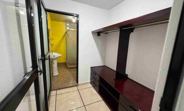 Casa en Venta  en Colonia  El PASEO, Zona Centro, Glorieta Juárez, Residencial, ideal  Para oficinas  Zona Industrial.