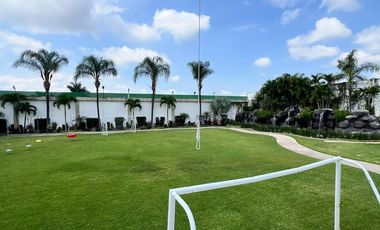 ESTA CASA LO TIENE TODO, UBICADA EN LOMAS DE COCOYOC