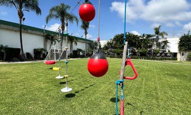 ESTA CASA LO TIENE TODO, UBICADA EN LOMAS DE COCOYOC