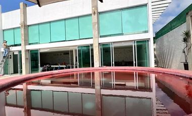 ESTA CASA LO TIENE TODO, UBICADA EN LOMAS DE COCOYOC