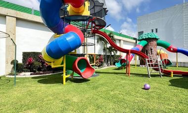 ESTA CASA LO TIENE TODO, UBICADA EN LOMAS DE COCOYOC